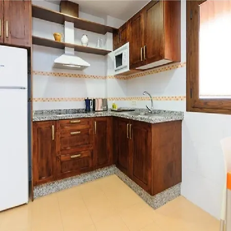 Country house A 15 Minutos Granada Piscina Jacuzzi Barbacoa *